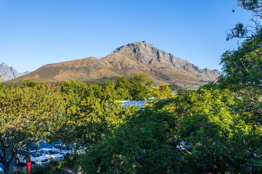 109 On Dorp Lägenhet Stellenbosch Exteriör bild