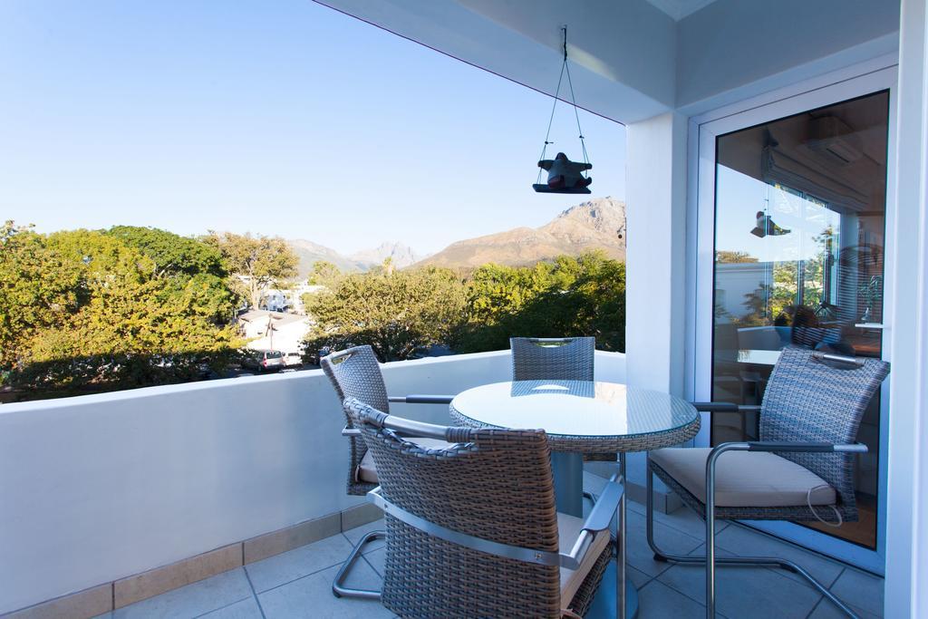 109 On Dorp Lägenhet Stellenbosch Exteriör bild